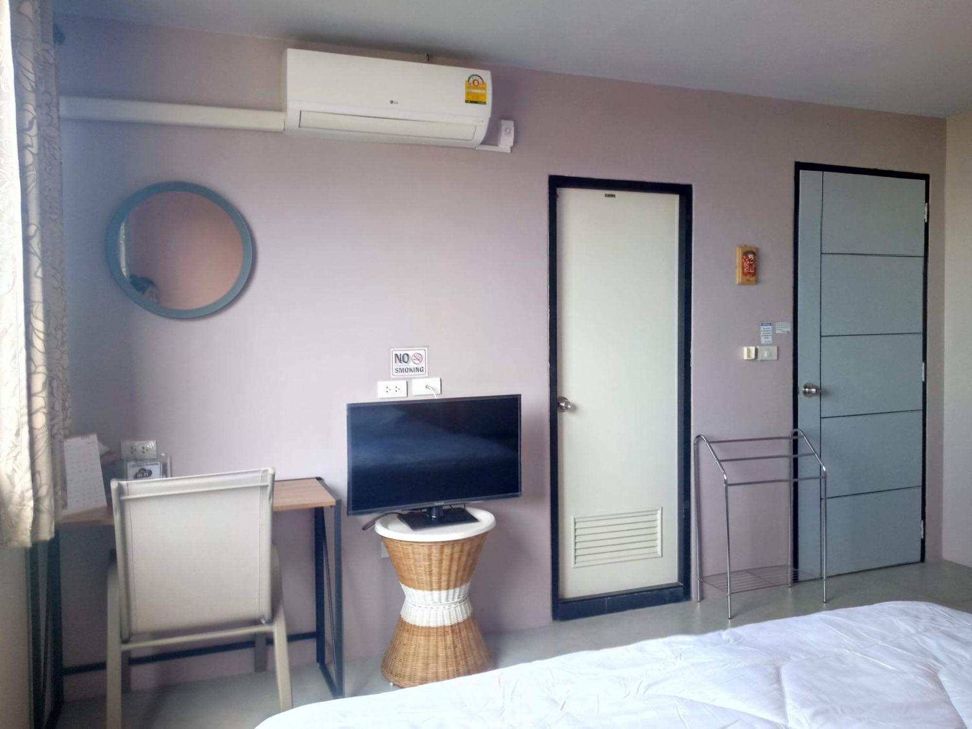 In Phuket House Ξενοδοχείο Εξωτερικό φωτογραφία